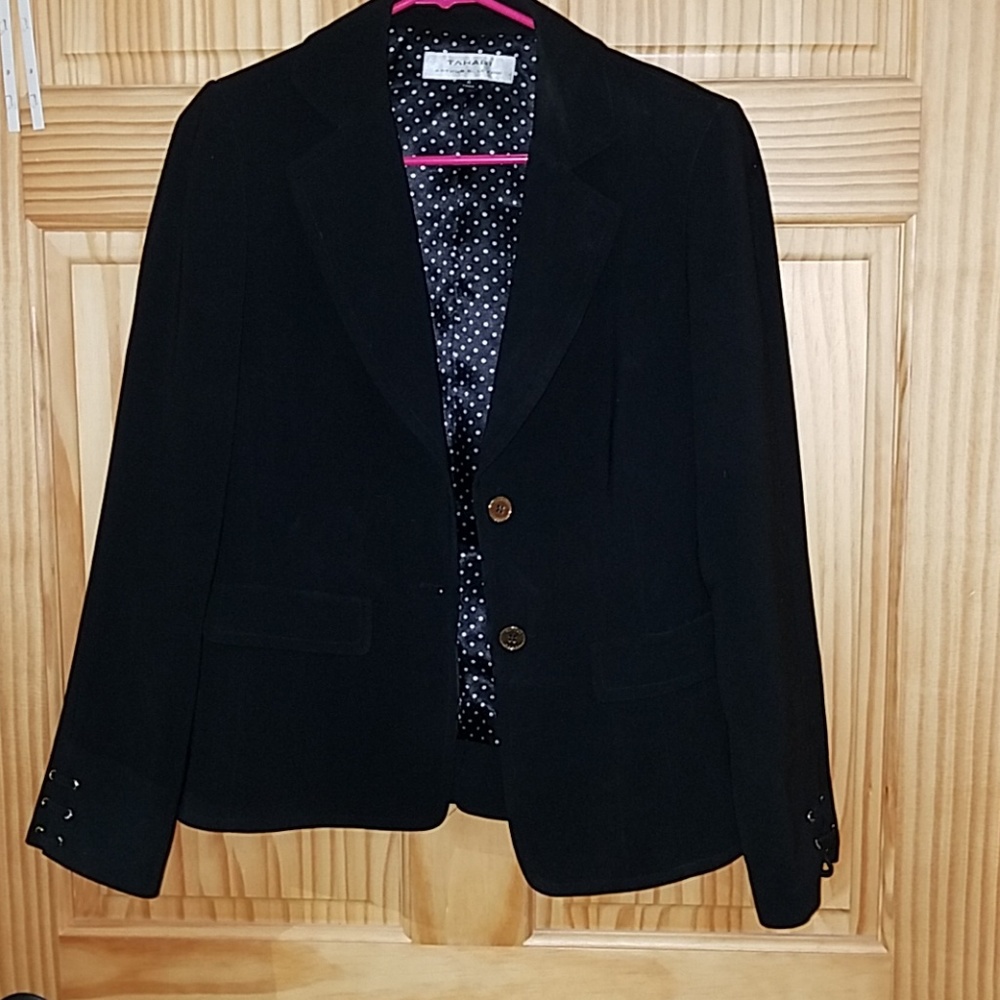 Tahari Blazer